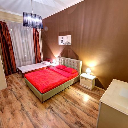 Apartment Saksahanskoho St, 78А Kiev Eksteriør billede